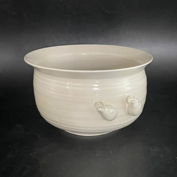 Studio Pottery Bowl White with Applied Flowers or Mice 6" Wide 3.5" Tall Signed - Picture 2 of 12